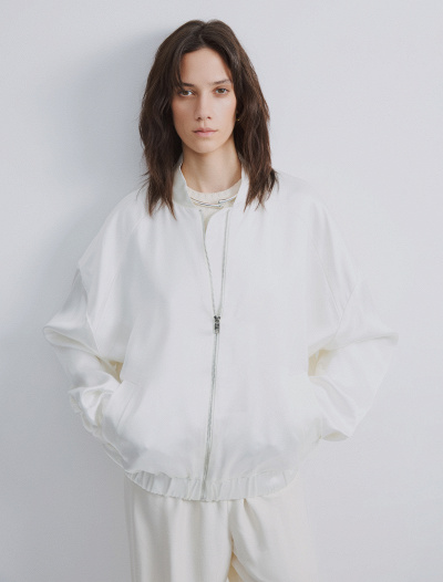 Embracing Individuality Through Style: Discover FemFashionsMo's Commitment to Unique Fashion and Empowerment